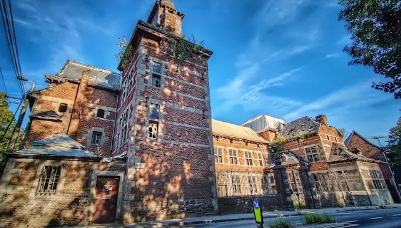 Château Saroléa, Belgium
